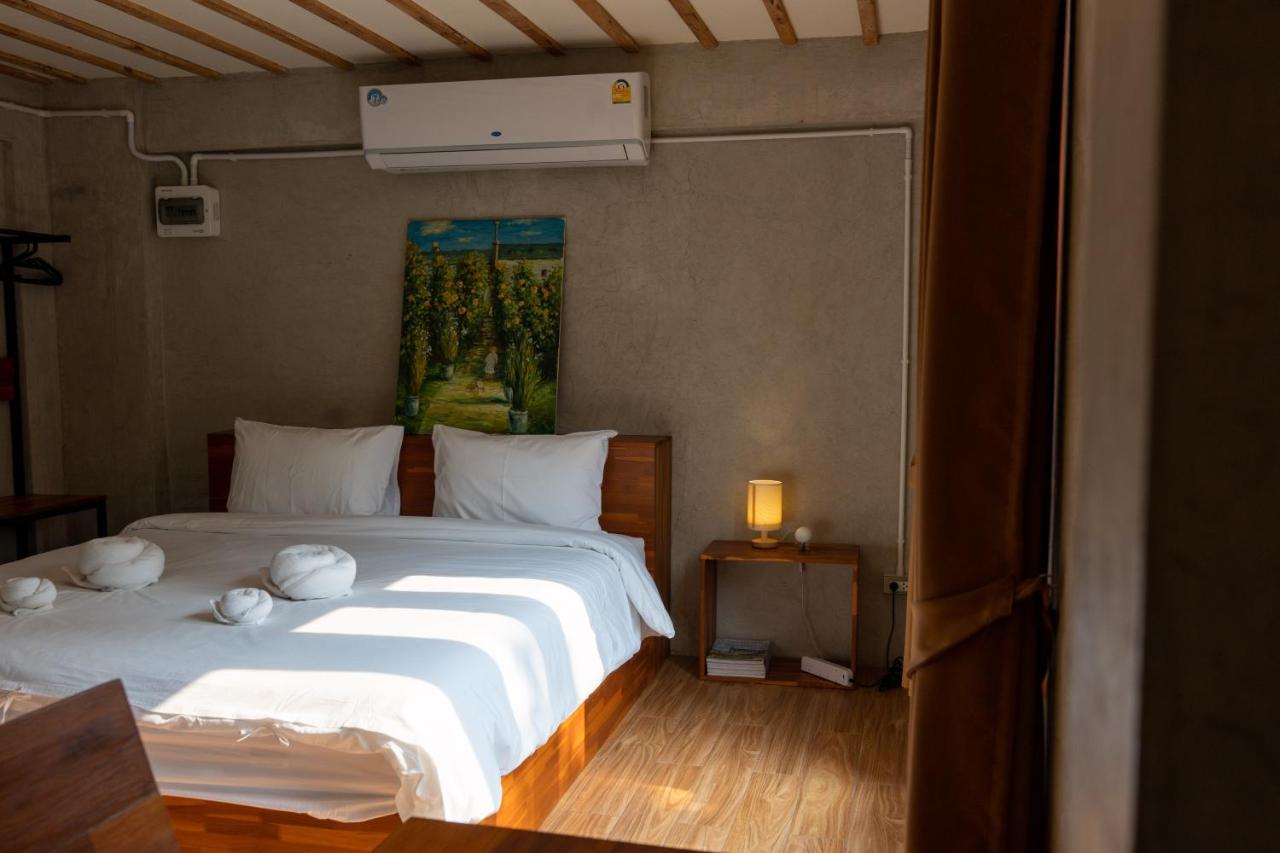 Banmai87 Guest House บ้านไม้87 เกสต์เฮ้าส์ Phra Nakhon Si Ayutthaya Dış mekan fotoğraf