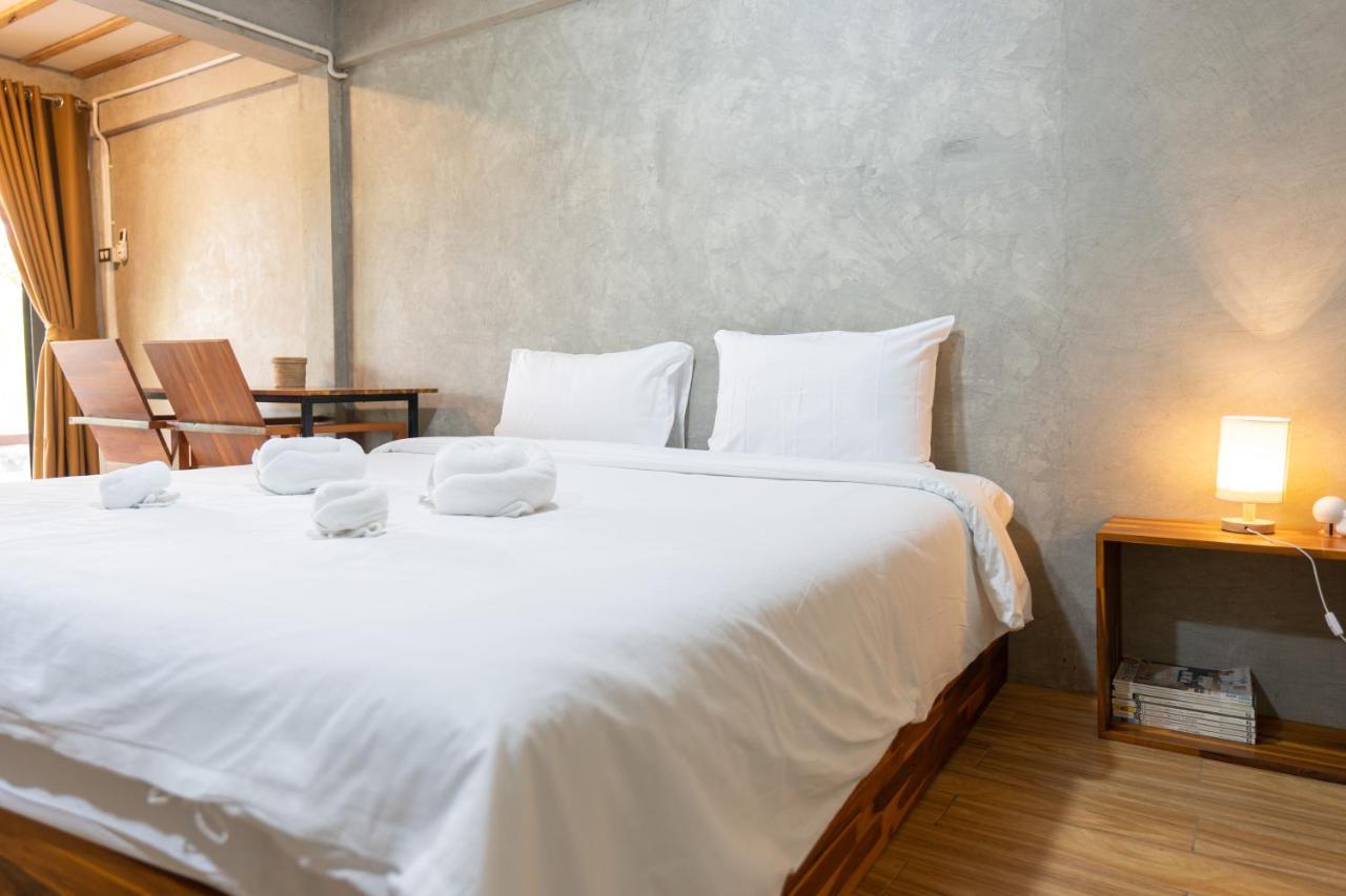 Banmai87 Guest House บ้านไม้87 เกสต์เฮ้าส์ Phra Nakhon Si Ayutthaya Dış mekan fotoğraf