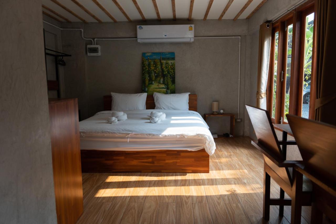 Banmai87 Guest House บ้านไม้87 เกสต์เฮ้าส์ Phra Nakhon Si Ayutthaya Dış mekan fotoğraf