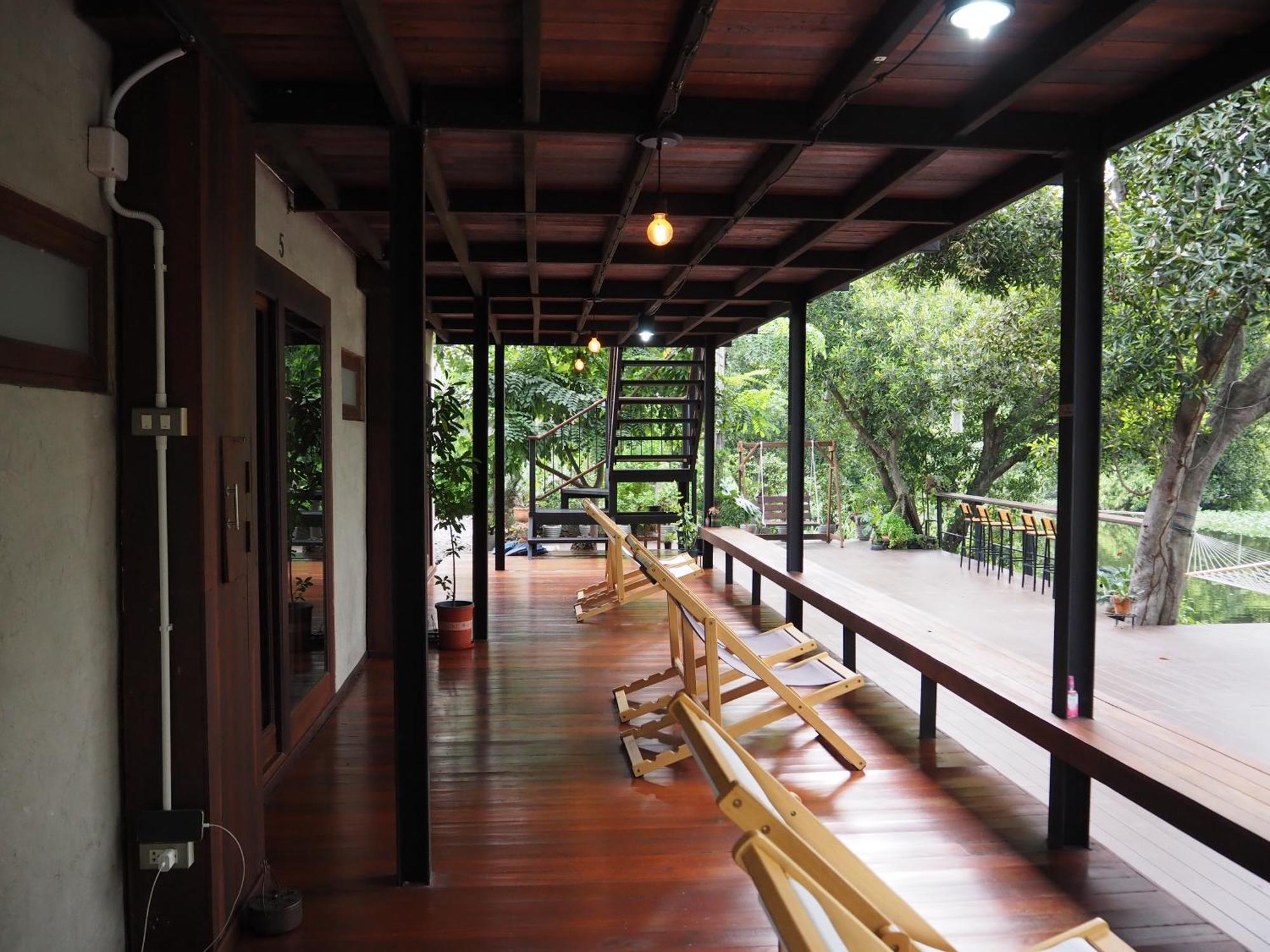 Banmai87 Guest House บ้านไม้87 เกสต์เฮ้าส์ Phra Nakhon Si Ayutthaya Dış mekan fotoğraf